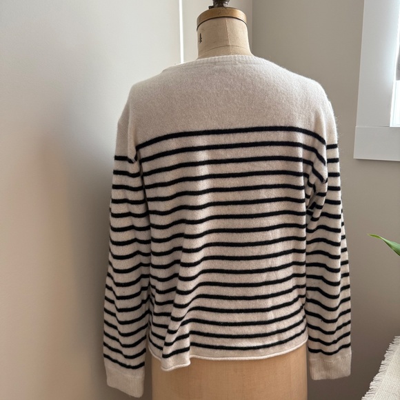 Reformation Boyfriend Cashmere Sweater - Picture 4 of 12